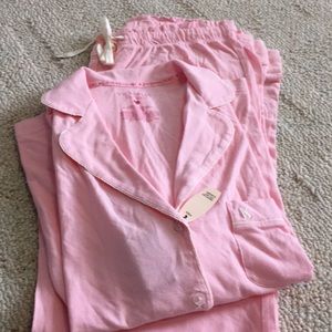 Victoria Secret Light Weight Pajamas